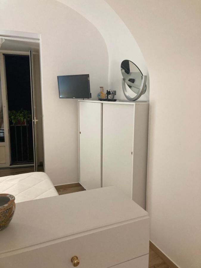 International Garibaldi * Apartment Naples Luaran gambar
