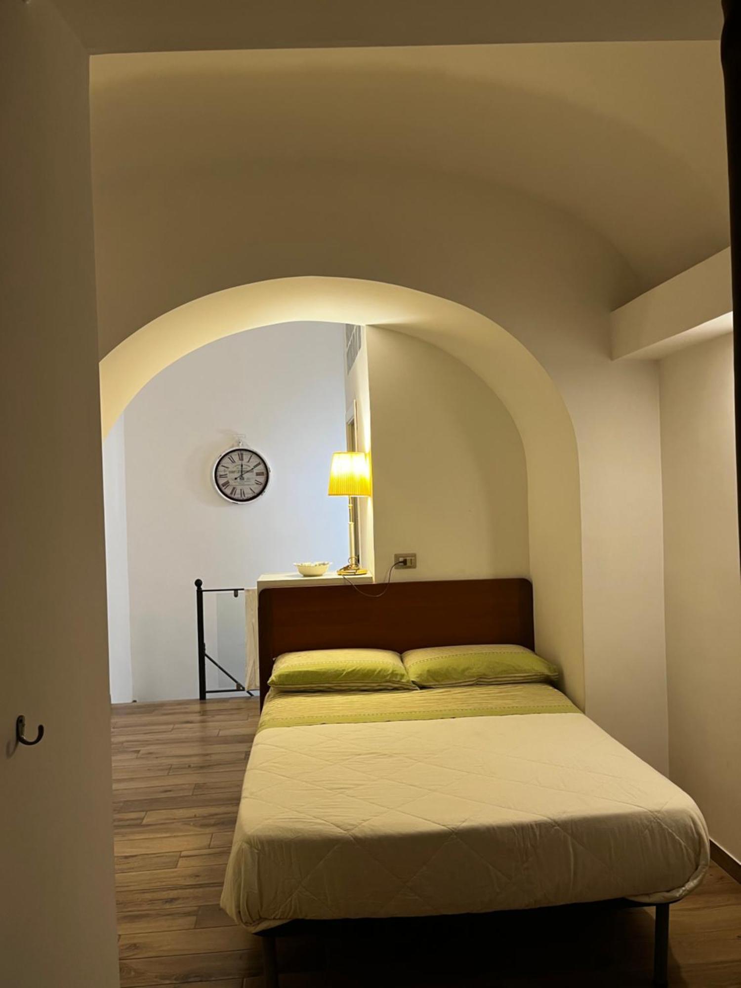 International Garibaldi * Apartment Naples Luaran gambar